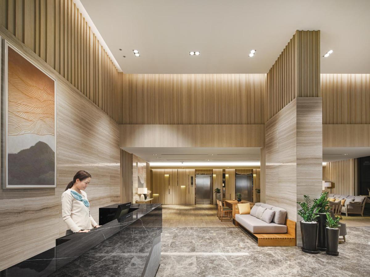 Oakwood Suites Μπανγκόκ Εξωτερικό φωτογραφία The lobby of the hotel